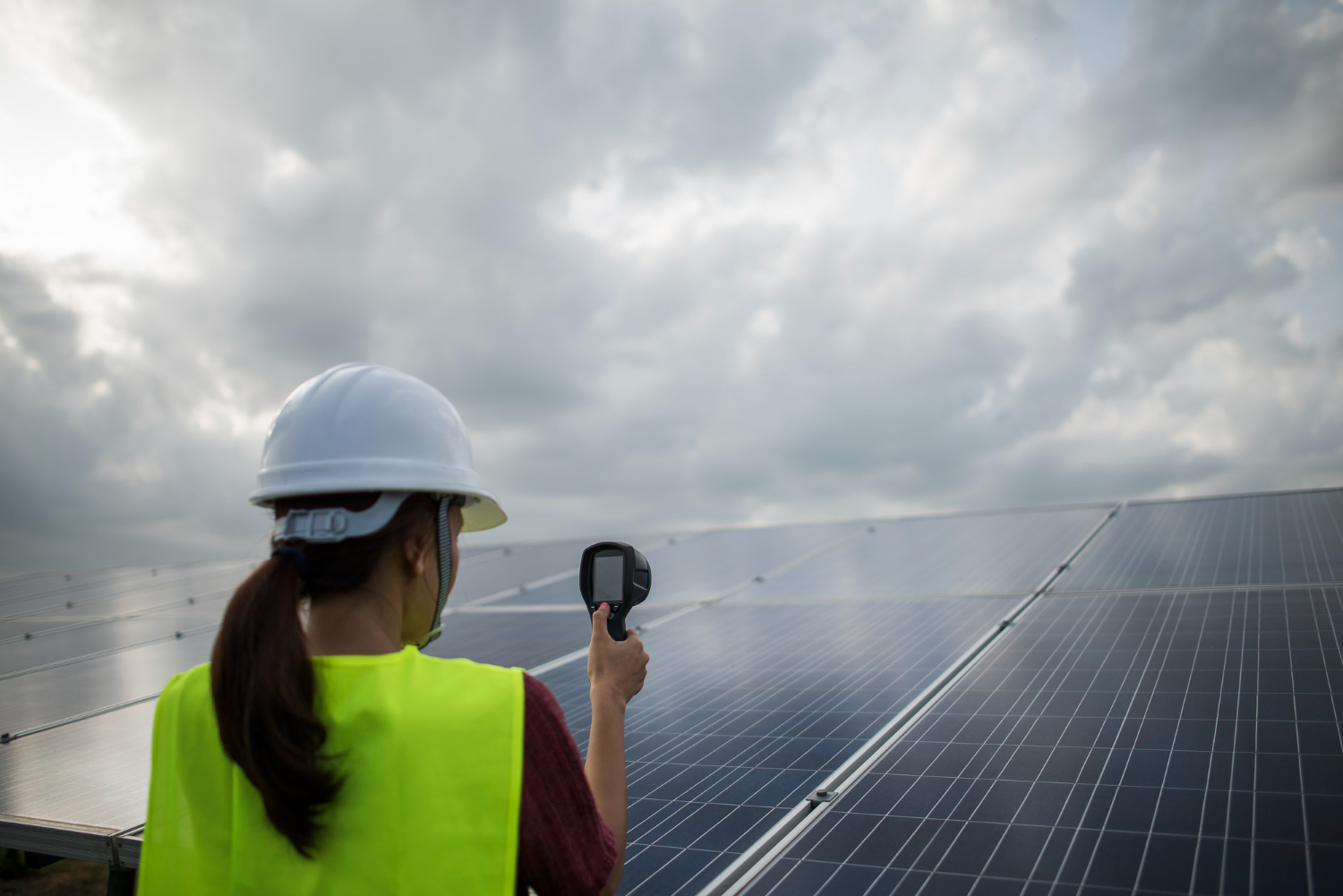 Do Solar Panels Work in Winter? How to Maximise Your System’s Performance
